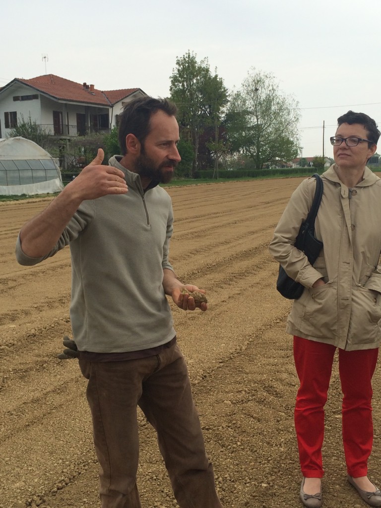 Andrea with Paola Migliorini - seed planting is just about to begin